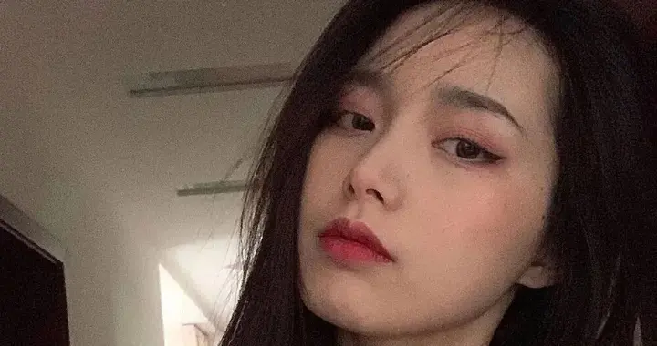 女人“暗戀你”的5個信號，收到一個，就不要錯過
