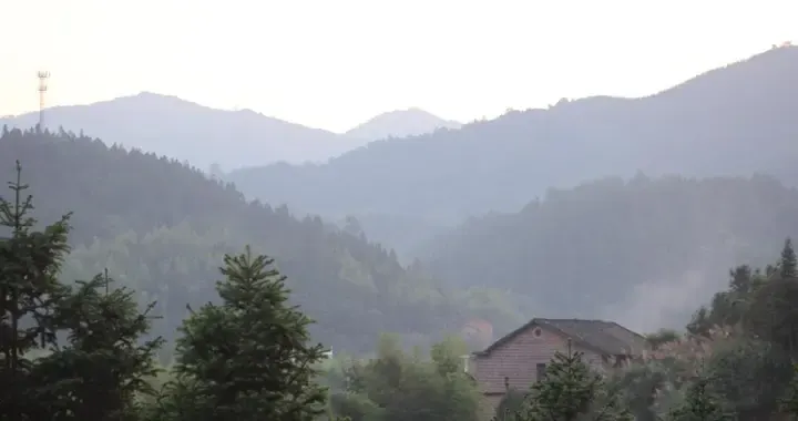父母真正的失敗：拼命培養了“留守兒女”