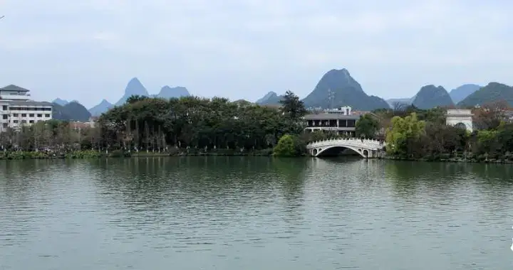 人活一生，心靜如水