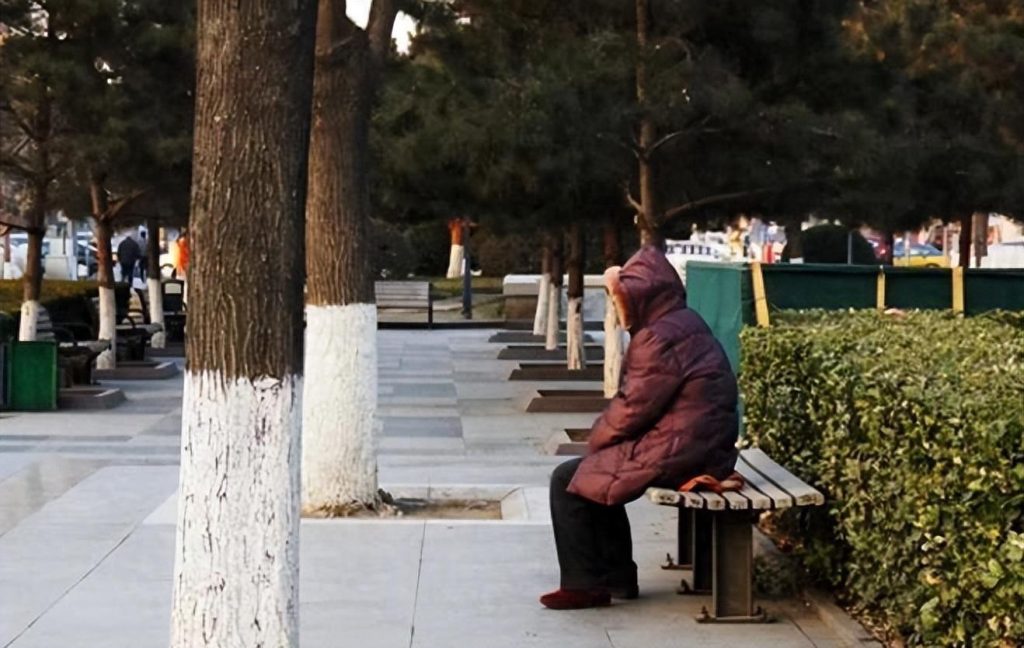 退休之後，父母和兒女最好的關係，就是做“糊塗人”
