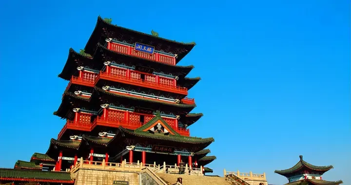 再讀《滕王閣序》才知道，但行好事，莫問前程